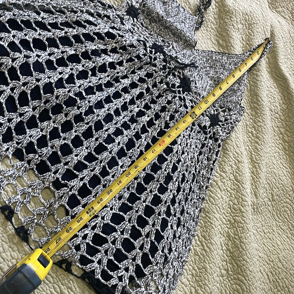 Crochet mini dress. - Picture 5 of 5